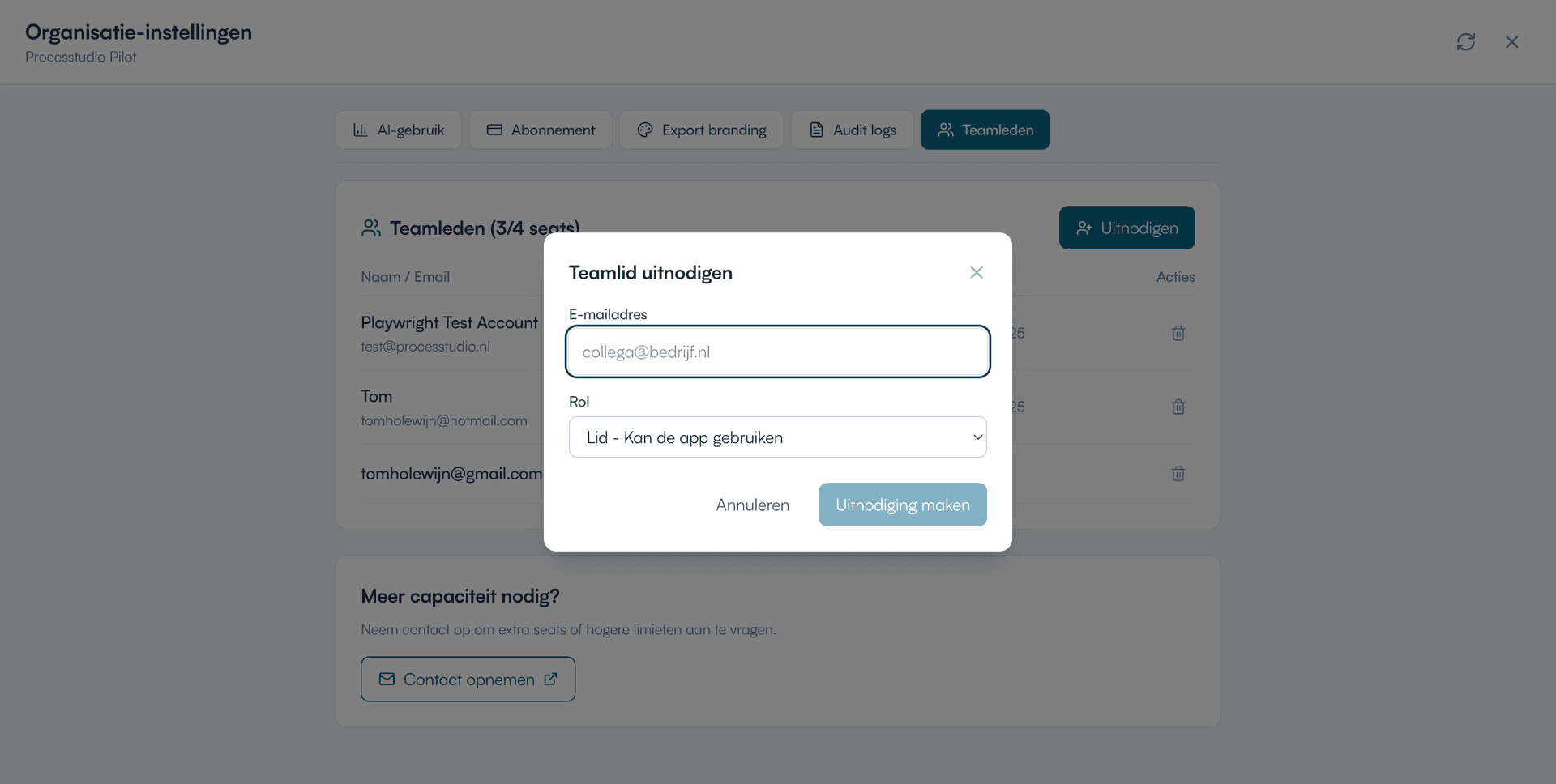 Teamleden overzicht met uitnodigingsdialoog